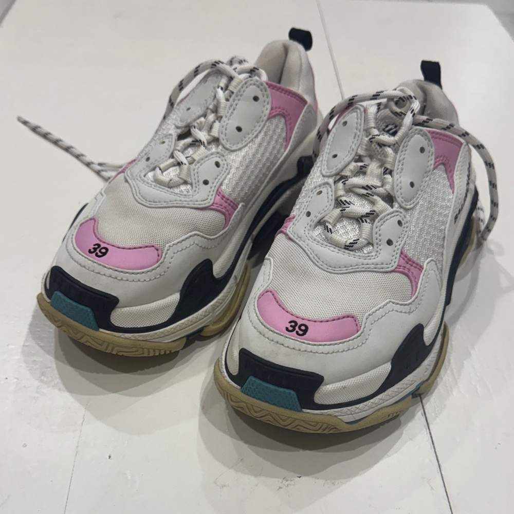 Balenciaga White and Pink Sneakers with Black Accents